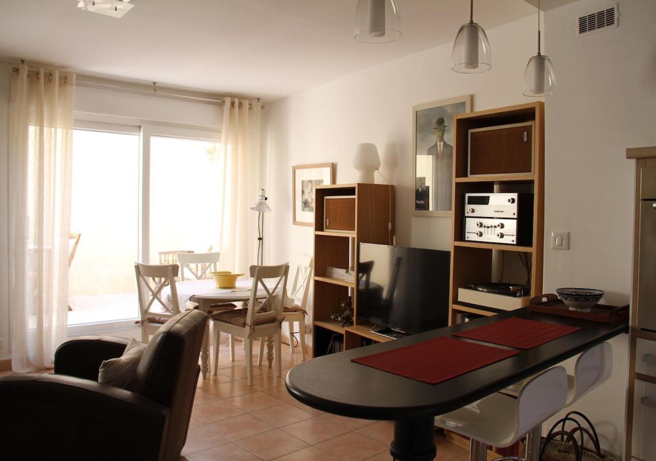 Agreable Maison De Ville Eyragues Zewnętrze zdjęcie
