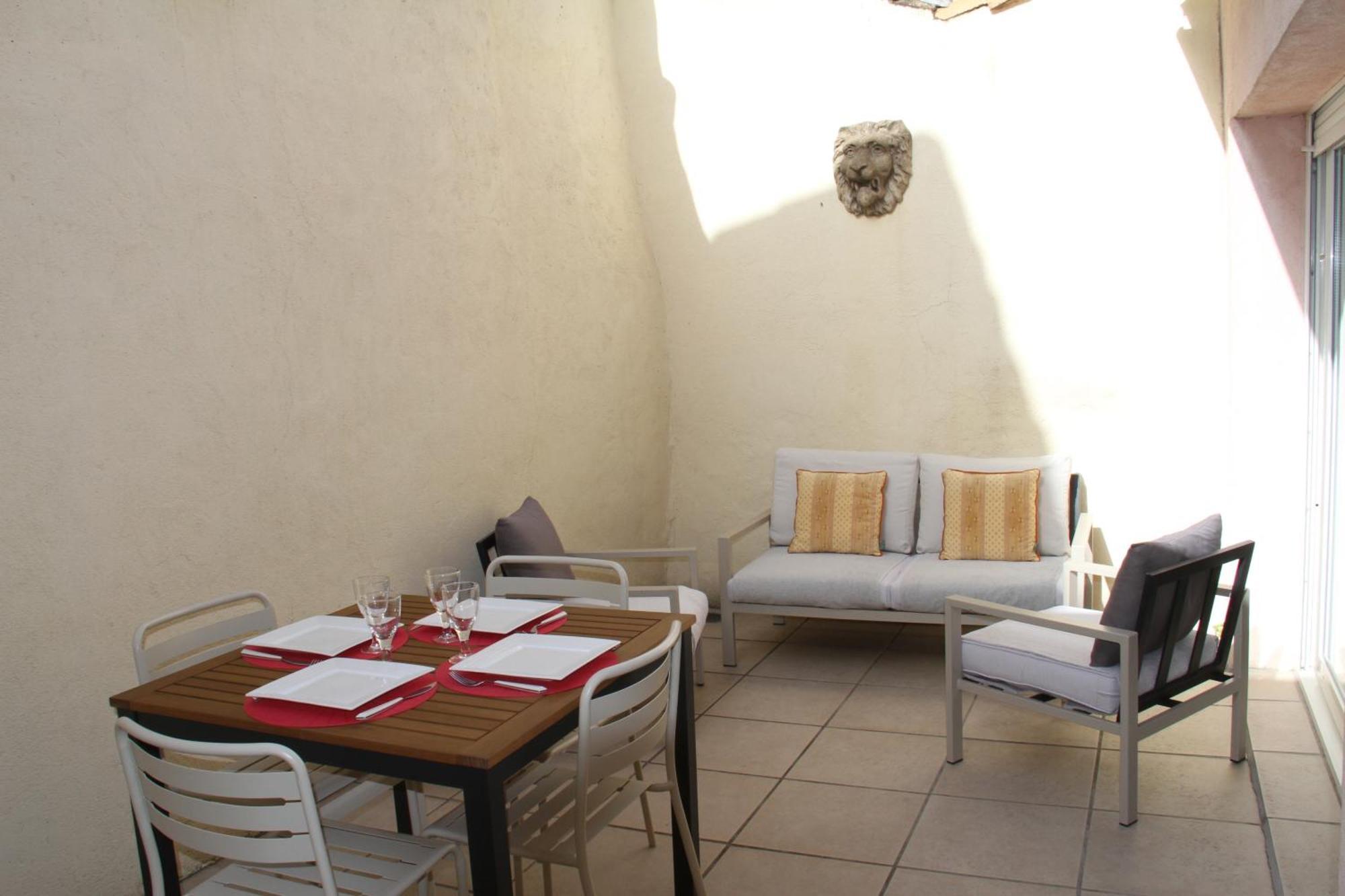 Agreable Maison De Ville Eyragues Zewnętrze zdjęcie
