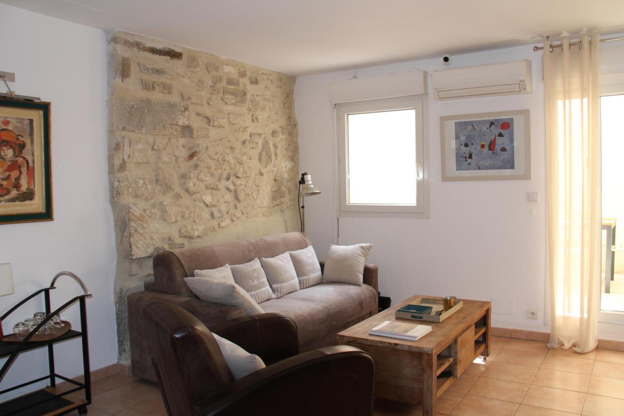 Agreable Maison De Ville Eyragues Zewnętrze zdjęcie